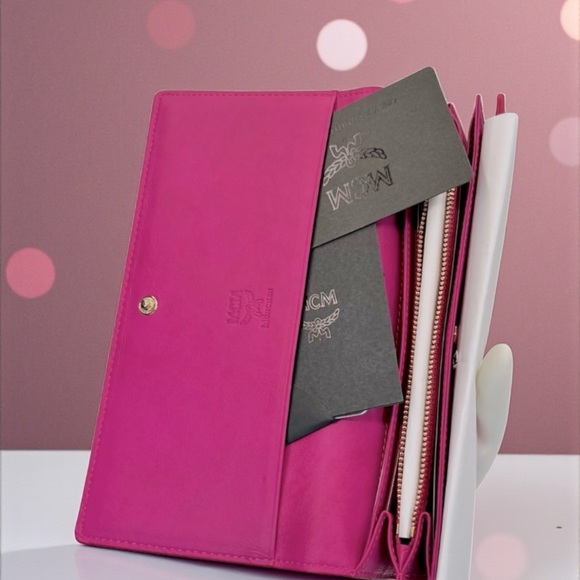 MCM Fuchsia Large Leather Wallet with Studded Gold Accents. All Inclusion! - Picture 10 of 11